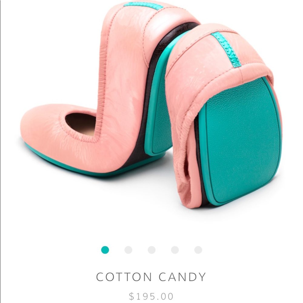 Unworn, NWT Tieks size 9, Cotton Candy Pink